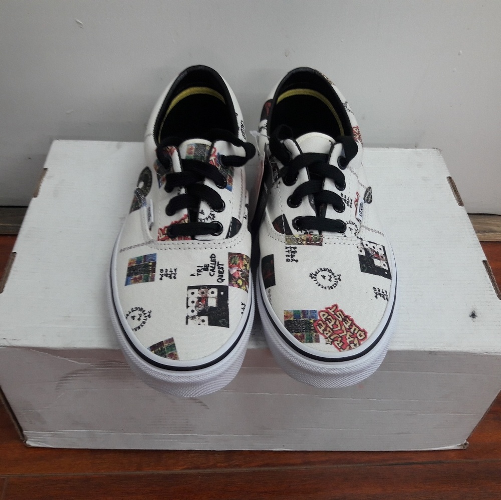 Vans - Picture 3 of 3